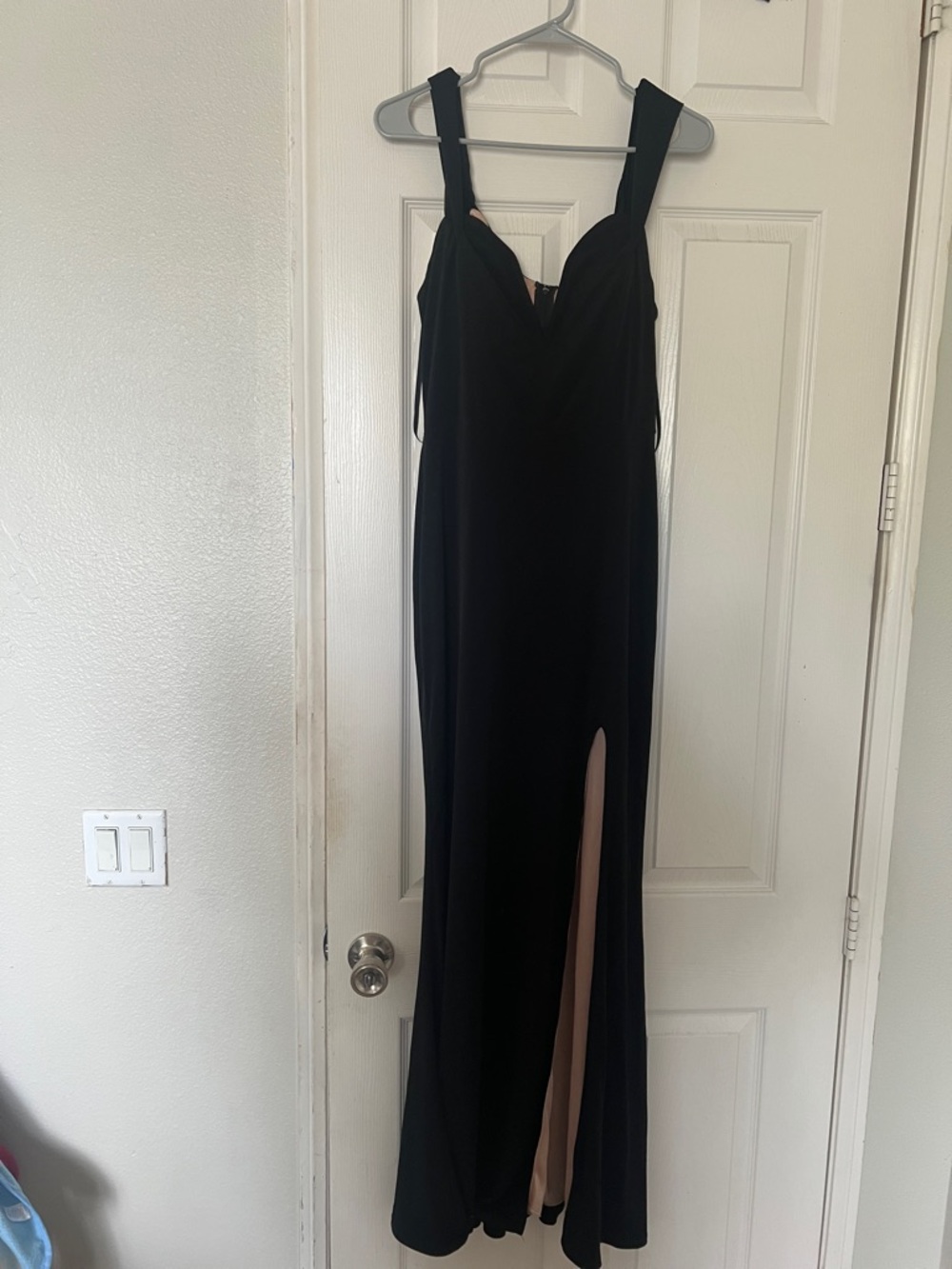 Windsor Black off the shoulder  V-Neck Evening Gown with Side Slit
